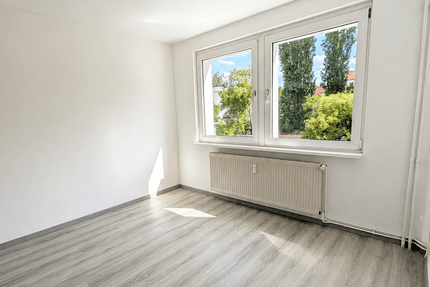 Wohnung zum Mieten in Magdeburg 400,00 € 48 m²