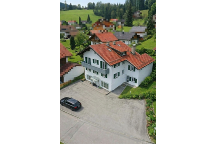 Haus zum Kaufen in Bad Kohlgrub 1.170.000,00 € 319.67 m²