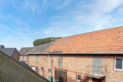 Haus zum Kaufen in Jüchen-Schaan 408.000,00 € 513 m²