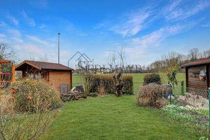 VERKAUF: Reihenmittelhaus mit Garten & unverbaubarem Blick - großes Potenzial! - Olching / Geiselbullach