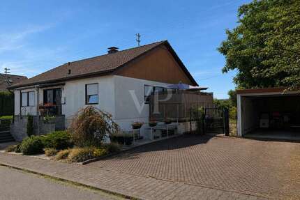 Haus zum Kaufen in Bundenbach 185.000,00 € 190 m²