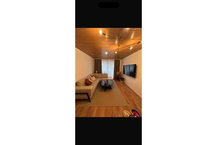 Sanierte 3 Zimmer Wohnung mit Küche Waschmaschine und Balkon - Barsinghausen