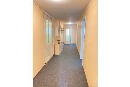 7- Zimmer Wohnung mit Dachterasse, Stellplatz im Zentrum - Herford Diebrock