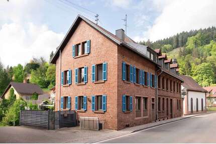 Haus zum Kaufen in Elmstein 250.000,00 € 143 m²
