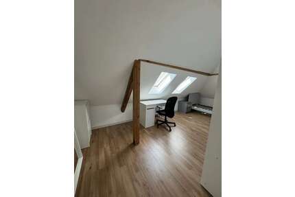 Wohnung zum Mieten in Karlsruhe 530,00 € 15 m²