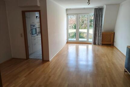 Schlosspark - sonnige, luxuriöse 2 ZKB, klimatisiert, Balkon, EBK - Bad Kreuznach