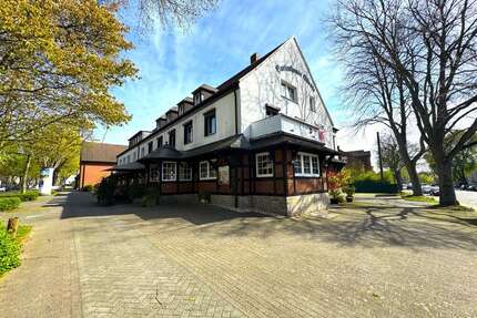 Haus zum Kaufen in Recklinghausen 1.090.000,00 € 825 m²