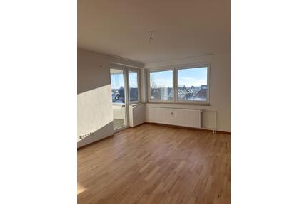 2- Wohnung mit Loggia & Aufzug in Empelde Ronnenberg