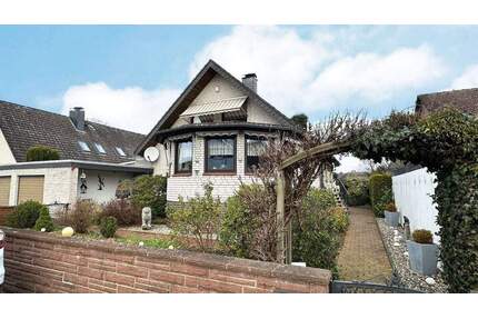 Ein Zuhause mit Charakter - großzügiges Einfamilienhaus in Westercelle! (SY-1020-165)