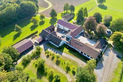 Großzügiges Hotel- und Gastronomieanwesen in außergewöhnlicher Alleinlage - Stemwede Haldem