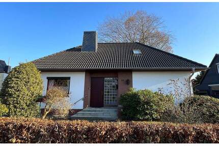 Wohnen in schöner Sackgassenlage: Bungalow - Klassiker in Kiebitzreihe