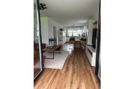 Gewerbehalle mit 2 Familienhaus und zwei Apartments - Witten Rüdinghausen