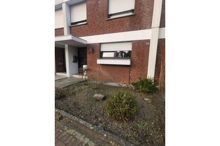 Reihenhaus in Xanten - 980,00&nbsp;EUR Kaltmiete, ca.&nbsp; 103,00&nbsp;m&sup2; in Xanten (PLZ: 46509)