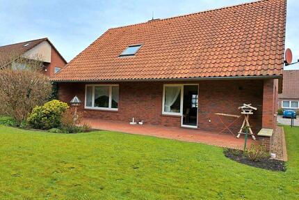 Wohnhaus in Esens - 390.000,00&nbsp;EUR Kaufpreis, ca.&nbsp; 160,00&nbsp;m&sup2; in Esens (PLZ: 26427)