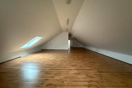 Barrierefreie 3-Zimmer-Dachgeschosswohnung mit Aufzug - Großalmerode