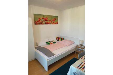 Möbliertes 1 Zimmer Apartment Kapitalanlge mit Potenzial - Böblingen
