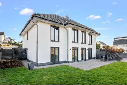 Haus zum Kaufen in Olpe 869.000,00 € 196.82 m²