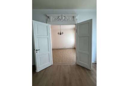 Wohnung zum Kaufen in Braunschweig 282.750,00 € 81.64 m²