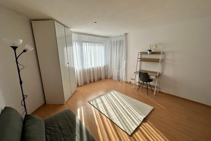 Möbliertes WG-Zimmer 20 m² mit Balkon | Anmeldung | Jobcenter - Heilbronn Frankenbach