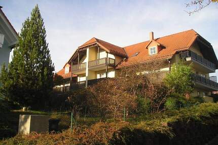 Vermietete 2-Zi.-Wohnung mit Terrasse und TG-Stellplatz in grüner Lage von Höckendorf