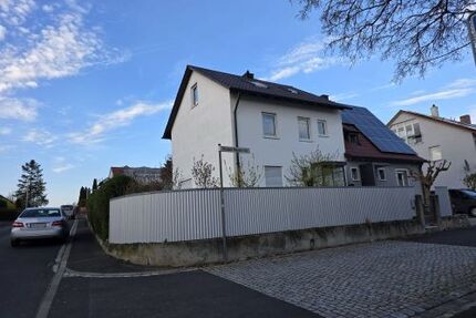 Gepflegtes Einfamilienhaus zur Miete in 97464 Niederwerrn (ID 1612)