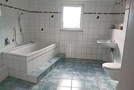 Haus zum Mieten in Ulm-Jungingen 1.250,00 € 117 m²