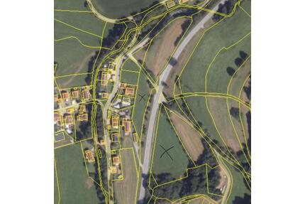 Freizeitgrundstück am Bach & Acker an B11, Ökopunkte - Grafling
