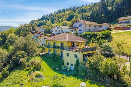 Einfamilienhaus - 699.000,00&nbsp;EUR Kaufpreis, ca.&nbsp; 199,00&nbsp;m&sup2; in Bühlertal (PLZ: 77830)