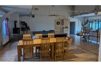 Wohnung mit 150 m² in Emmerthal (Amelgatzen)