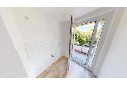 Tolle 2-Raum-Wohnung mit Balkon nahe Uferstrand - Chemnitz