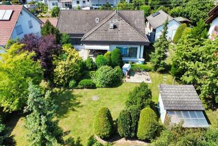 Haus zum Kaufen in Michelfeld 590.000,00 € 248.19 m²