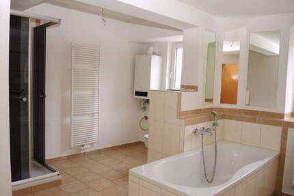 Traumhafte 4-Zimmer Wohnung +Garten +ruhige Wohnlage - Bad Brückenau Römershag