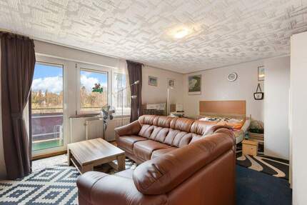 Sanierungsbedürftige Etagenwohnung in Leverkusen-Lützenkirchen