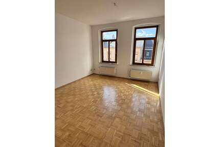 Wohnung zum Mieten in Meerane 270,00 € 45 m²