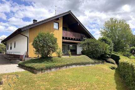 Haus zum Kaufen in VS-Pfaffenweiler 465.500,00 € 196 m²