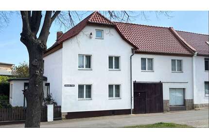 Haus zum Kaufen in Ballenstedt 128.000,00 € 198 m²