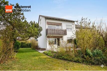 Solide Substanz, toller Weitblick: Doppelhaushälfte mit viel Potenzial in Fulda! - Fulda / Horas Aschenberg