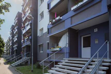 Wohnung zum Mieten in Halle 341,00 € 49.99 m²