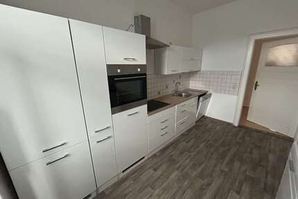 Wohnung zum Mieten in Chemnitz 550,00 € 106.1 m²