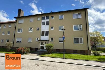 Solide 3,5-Zimmer-Eigentumswohnung in VS-Schwenningen, inklusive Einzelgarage - Villingen-Schwenningen