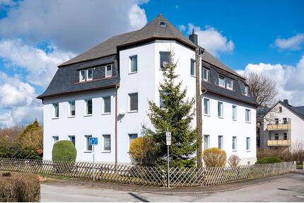 Sonnige Eigentumswohnung mit Stellplatz & Gartenoption - Oelsnitz (Erzgebirge)