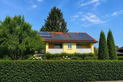 Liebevoll und großzügiges Einfamilienhaus mit Garten in Bernau am Chiemsee
