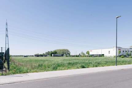 Grundstück in Krefeld 1.250.000,00 € 5474 m²