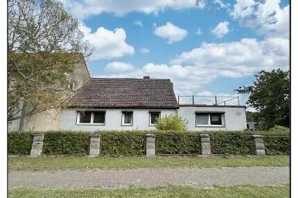 Einfamilienhaus auf großzügigem Grundstück - Wittstock/Dosse