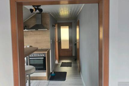 Kleine feine Dachgeschosswohnung in 68799 Reilingen