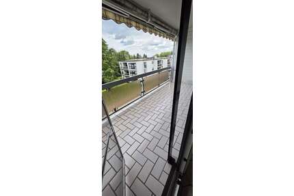 Wohnung zum Kaufen in Langenfeld (Rheinland) 205.000,00 € 68 m²