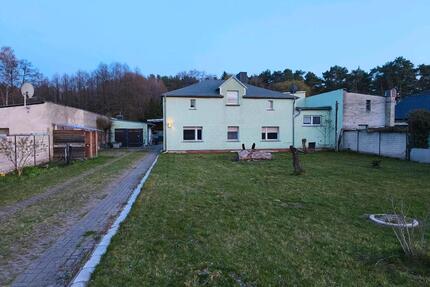 Haus mit Grundstück - 220.000,00&nbsp;EUR Kaufpreis, ca.&nbsp; 120,00&nbsp;m&sup2; in Schorfheide (PLZ: 16244)