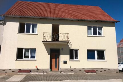 Haus zu vermieten - 1.390,00&nbsp;EUR Kaltmiete, ca.&nbsp; 186,00&nbsp;m&sup2; in Donnersdorf (PLZ: 97499)