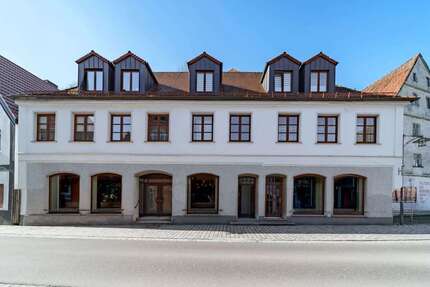Haus zum Kaufen in Burgau 1.190.000,00 € 468 m²