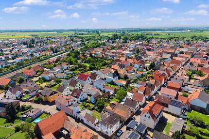 Haus zum Kaufen in Groß-Rohrheim 599.000,00 € 140 m²